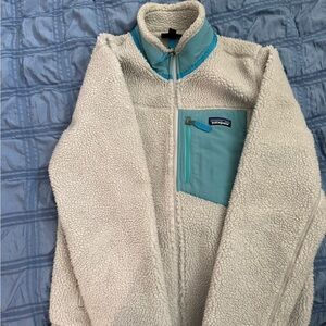 Patagonia Cream and Blue Fleece Jacket
